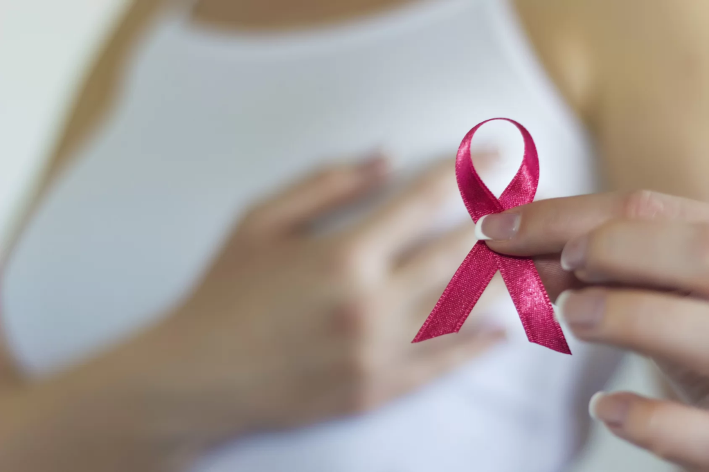 Rak piersi: FDA zatwierdza leczenie na podstawie badania krwi, zanim choroba zacznie postępować