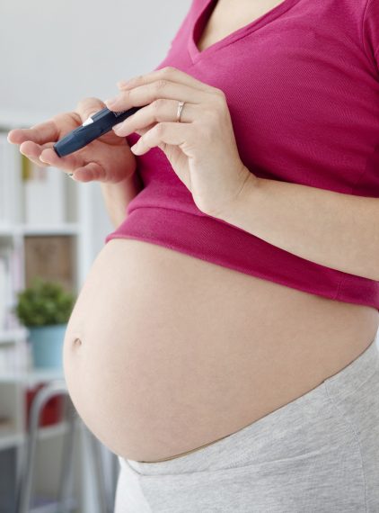 Cukrzyca w ciąży – skąd się bierze i jak sobie z nią radzić?