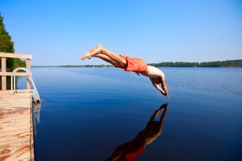 Szok termiczny. Zachowaj rozsądek nad wodą!