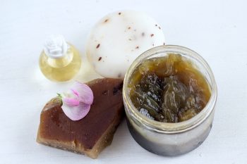 Czarne mydło. Jakie ma właściwości?