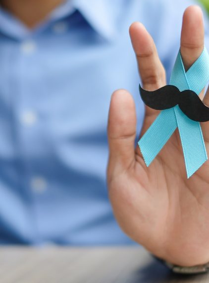 Movember. Zapuść wąsy dla jaj