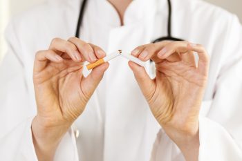 Czy papierosy wpływają na działanie leków?