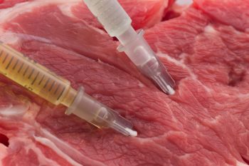 Azotany i azotyny w żywności – co kryje się w mięsie?