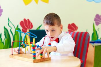 Mózgowe porażenie dziecięce. Jakie są przyczyny?