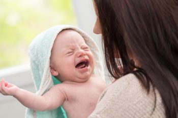 Wzmożone napięcie mięśniowe u niemowlaka