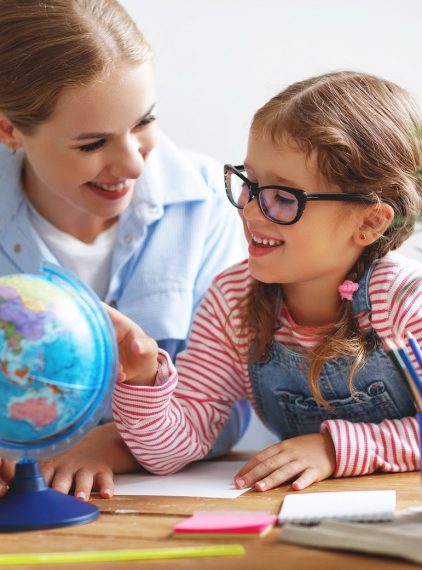 Dwujęzyczność – jak wpływa na rozwój dziecka?