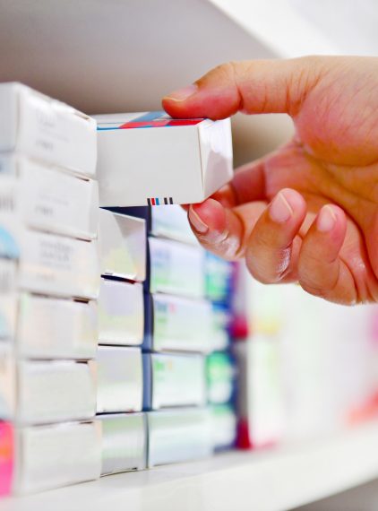 Lek wycofany z obrotu a lek wstrzymany w obrocie