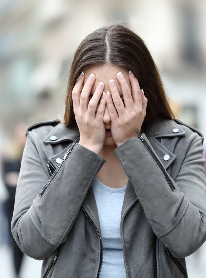 Fobia społeczna – patologiczna nieśmiałość, a może coś więcej?