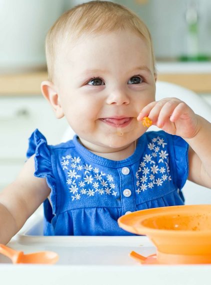 Jak odruchy ustno-twarzowe wpływają na rozwój mowy?