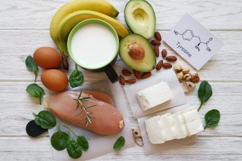 Tyrozyna dla sportowców – kiedy warto ją suplementować?