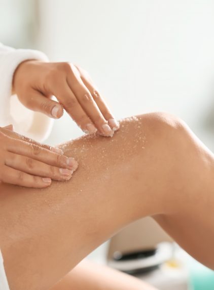 Peelingi do ciała – dlaczego warto je stosować?