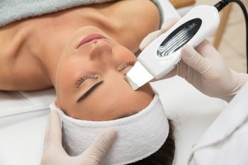 Peeling kawitacyjny. Czy jest przeznaczony dla każdego?