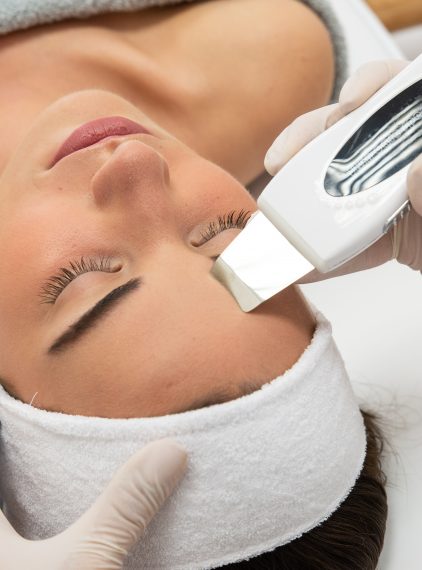 Peeling kawitacyjny. Czy jest przeznaczony dla każdego?