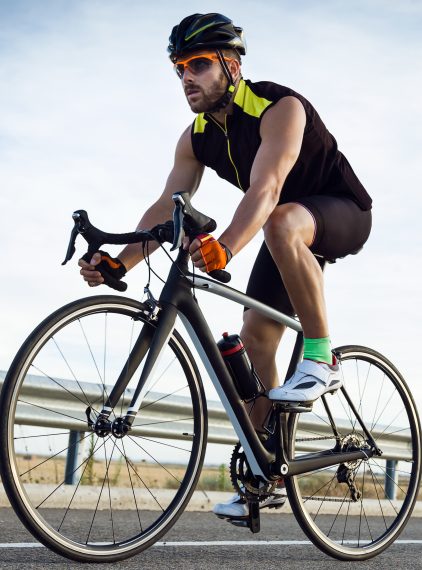 Suplementy dla kolarzy – jak poprawić wydolność organizmu?