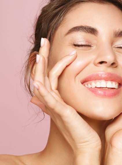 Zabieg C-Peel – na czym polega złuszczanie skóry witaminą C?