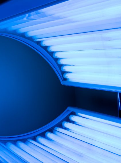 Solarium a witamina D. Czy pomaga ją uzupełnić?