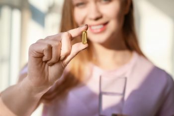 Niedobór witaminy D3 a tycie – jaki mają związek?