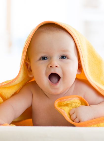 Pielęgnacja skóry niemowląt. Czym są emolienty?