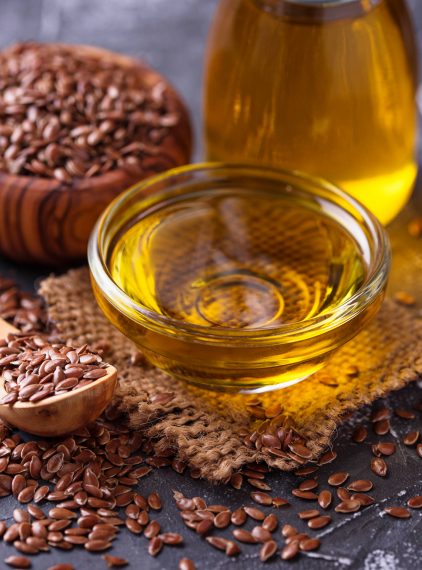 Olej lniany a cholesterol – jak go stosować?