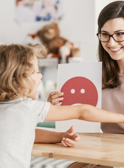 Terapia logopedyczna dziecka ze spektrum autyzmu