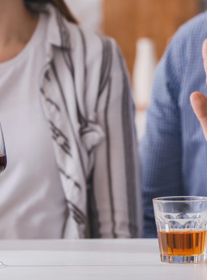 Alkohol a cholesterol – jaki ma wpływ na jego poziom?