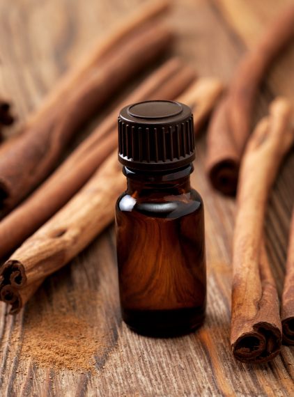 Olejki eteryczne w kosmetykach – na co zwrócić uwagę?