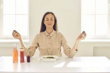 Korzyści wynikające z uważnego jedzenia (mindful eating)