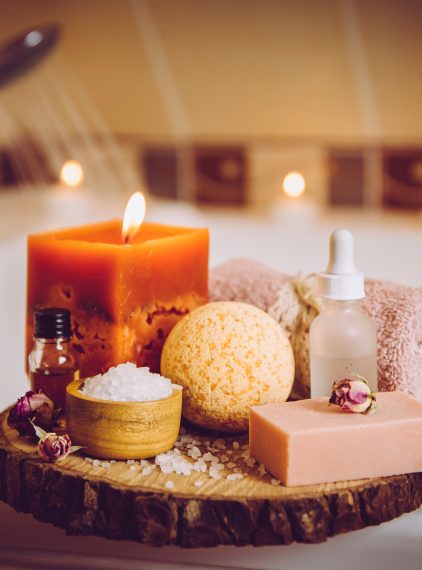 Aromatyczna kąpiel. Poznaj sposoby na domowy relaks