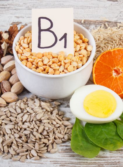 Witamina B1. Kiedy jesteśmy narażeni na jej niedobór?