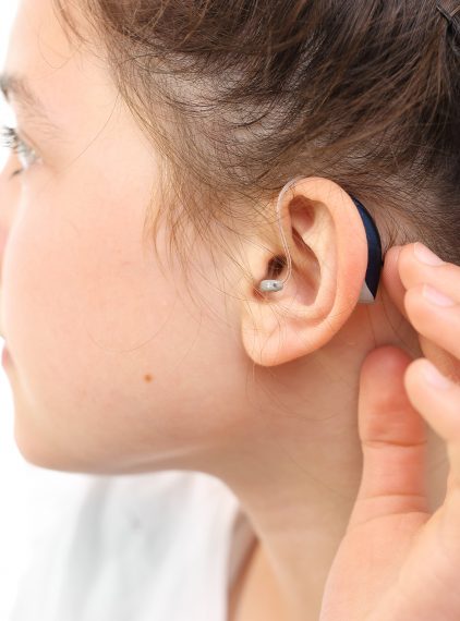 Zaburzenia głosu jako wynik uszkodzenia narządu słuchu