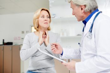 Czym są kamienie migdałkowe?