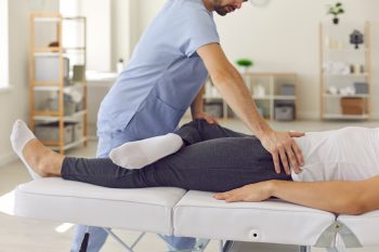 Osteopata. Kiedy się do niego wybrać?