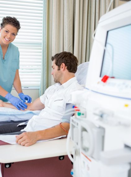 Rabdomioliza (niebezpieczny rozpad mięśni) – przyczyny, objawy, leczenie