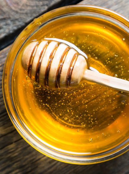 Miód nawłociowy i jego cenne właściwości