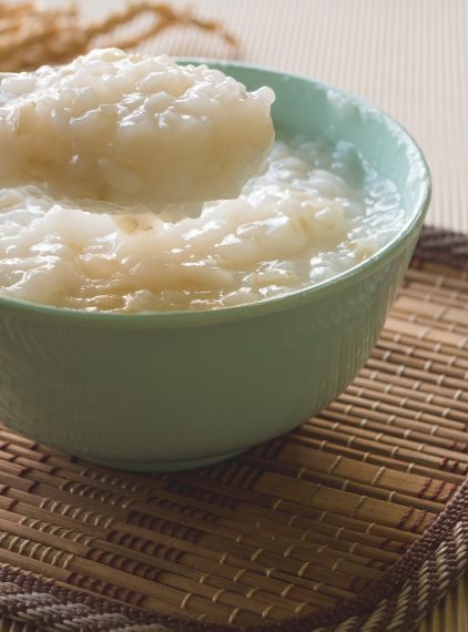 Grypa żołądkowa. Jak leczyć, co jeść podczas choroby?