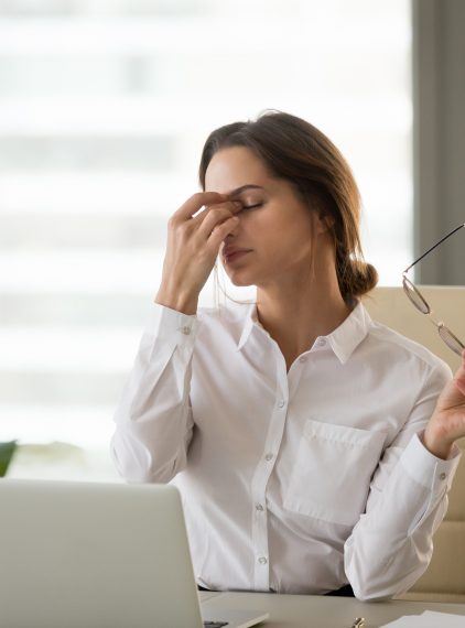Jak zadbać o wzrok, pracując przed komputerem?