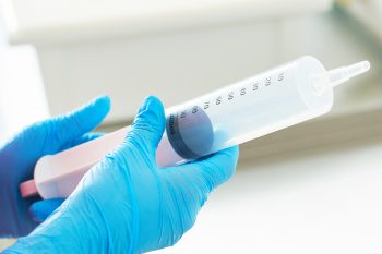 Płukanie żołądka – kiedy jest konieczne?