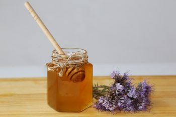 Miód faceliowy. Zamiennik miodu Manuka?