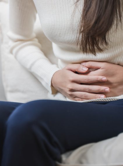 Biegunka z krwią – co ją powoduje i co oznacza?