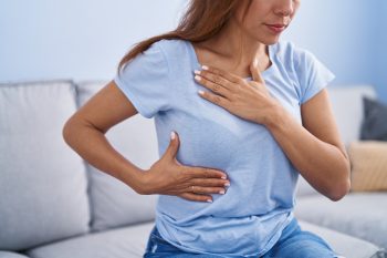 Zapalenie piersi – przyczyny, objawy, leczenie