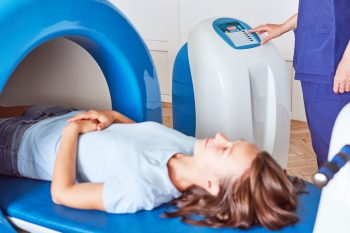 Pole magnetyczne. Na co pomaga?