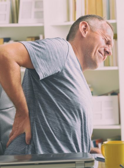 Lumbago. Czym jest postrzał i jak go leczyć?