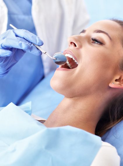 Wyrwanie zęba. Co robić po zabiegu?