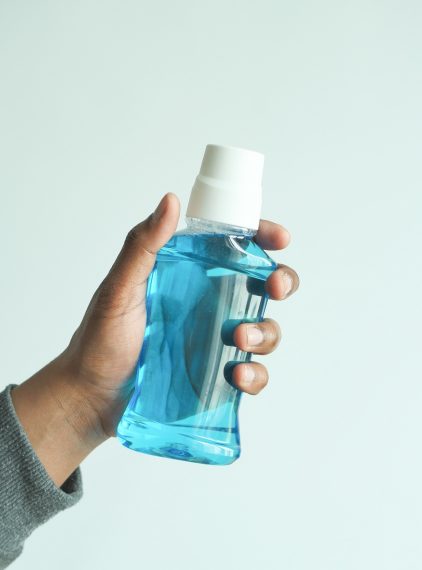 Chlorheksydyna. Jak ją właściwie stosować?