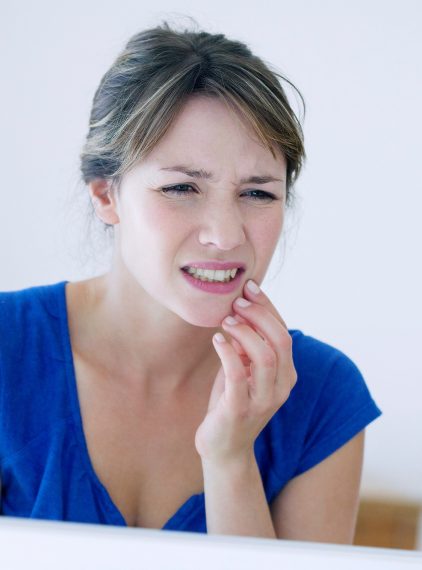 Zaburzenia stawu skroniowo-żuchwowego. Jak je leczyć?