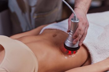 Liposukcja kawitacyjna. Modelowanie bez skalpela 