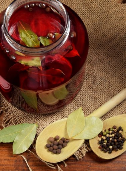 Zakwas buraczany. Czy warto go pić?