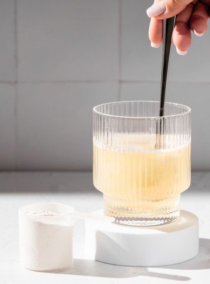 Kolagen. Po czym poznać, że brakuje go w organizmie?