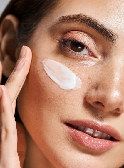 Jaki krem z retinolem wybrać? TOP 5