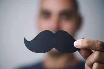 Movember. Zapuść wąsy dla jaj